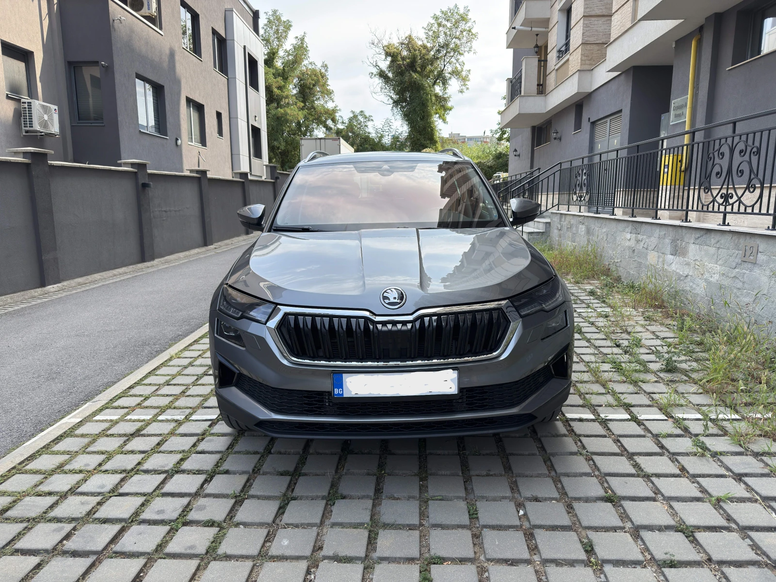 Skoda Karoq Vision, снимка 2 - Автомобили и джипове - 55972227