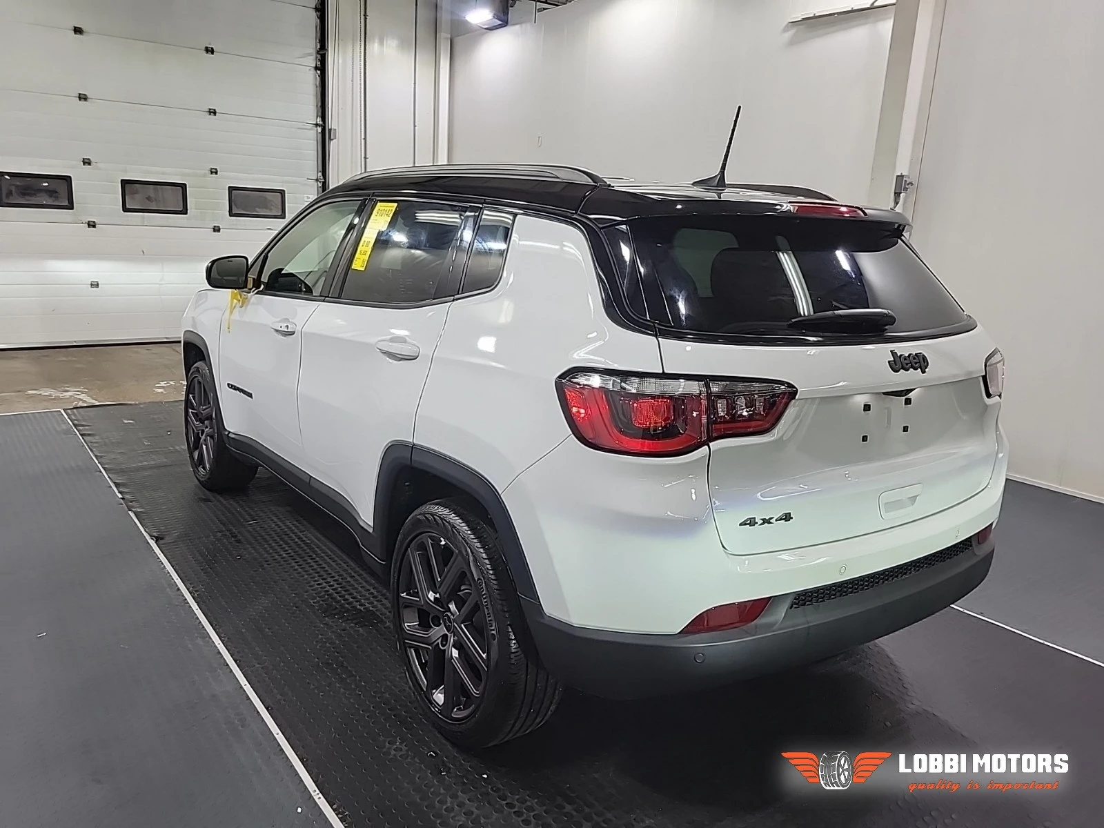 Jeep Compass, снимка 4 - Автомобили и джипове - 56069287