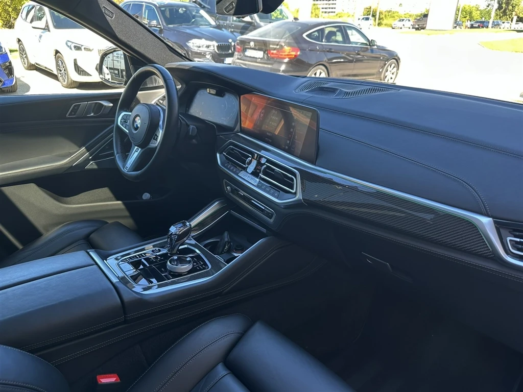 BMW X6 M50i, снимка 8 - Автомобили и джипове - 56680591