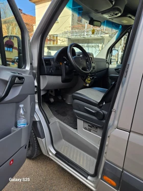 Mercedes-Benz Sprinter 215 CDI 9-Местен, снимка 5 - Бусове и автобуси - 53624039