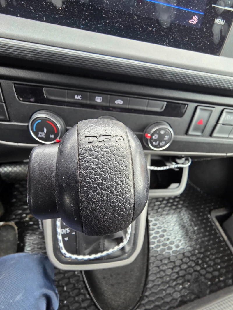 VW T6, снимка 16 - Бусове и автобуси - 53353088