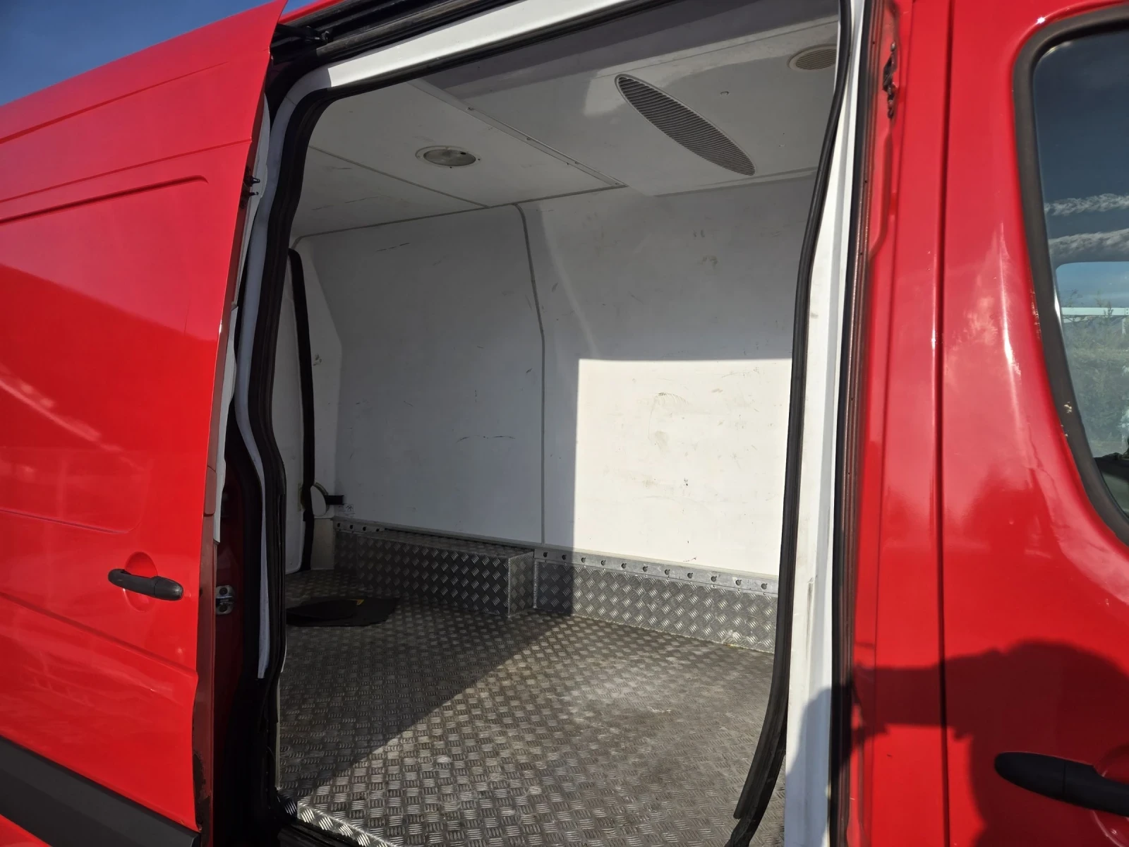 Mercedes-Benz Sprinter 313 2.2CDi-129кс= ХЛАДИЛЕН= 6СК - изображение 10