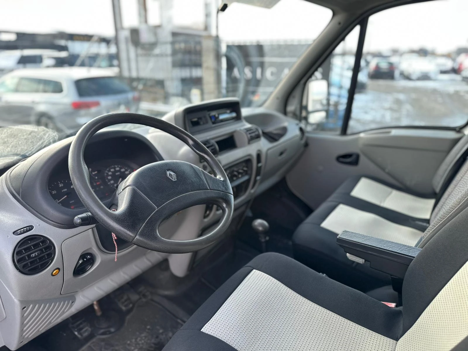 Renault Master ����� ���� (750��) / 2.5 TD / �.4.1� / �������� / | Mobile.bg � ����������� 13