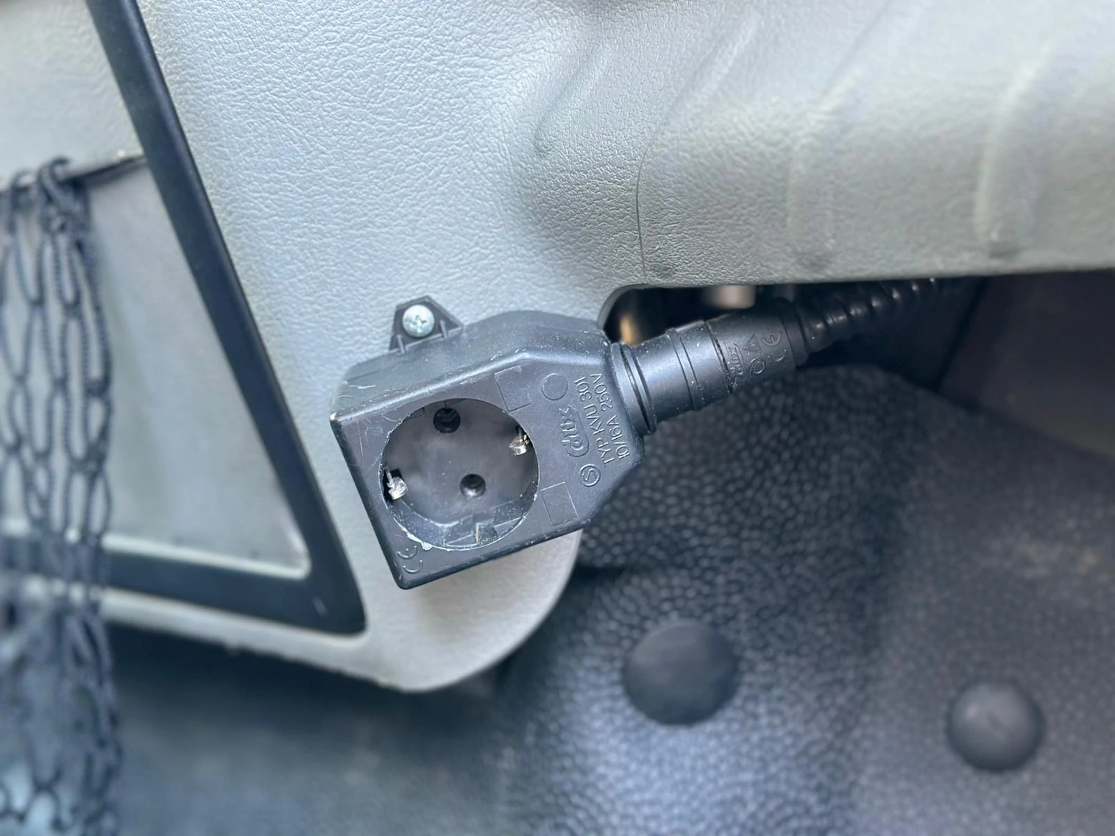 Renault Master ����� ���� (750��) / 2.5 TD / �.4.1� / �������� / | Mobile.bg � ����������� 14