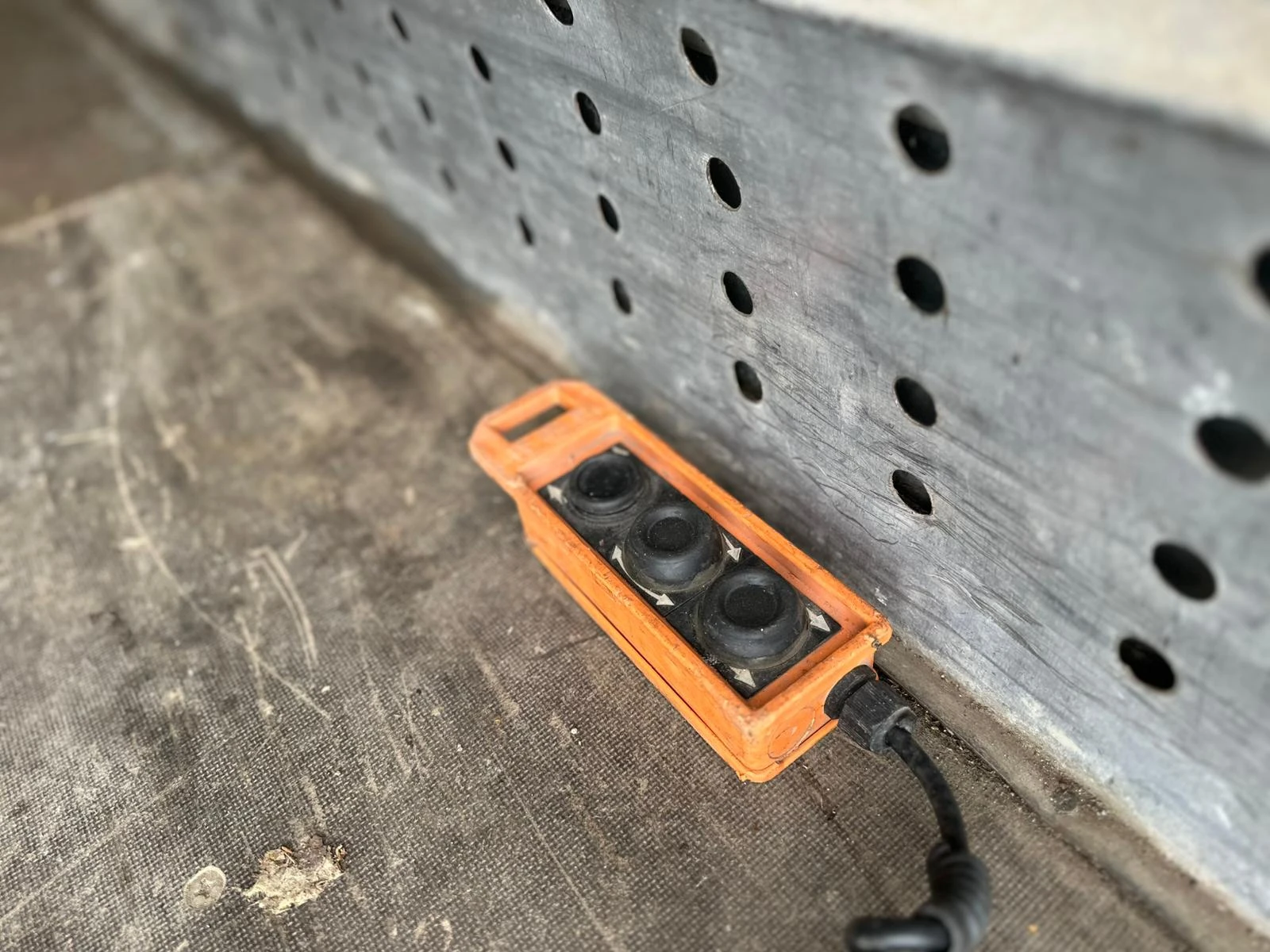 Renault Master ����� ���� (750��) / 2.5 TD / �.4.1� / �������� / | Mobile.bg � ����������� 15