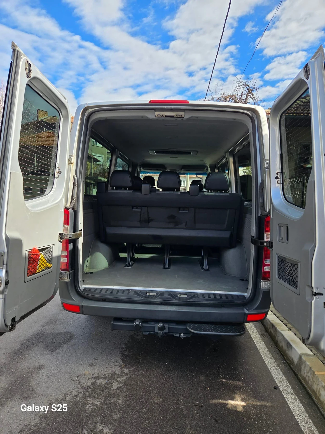 Mercedes-Benz Sprinter 215 CDI 9-Местен - изображение 10