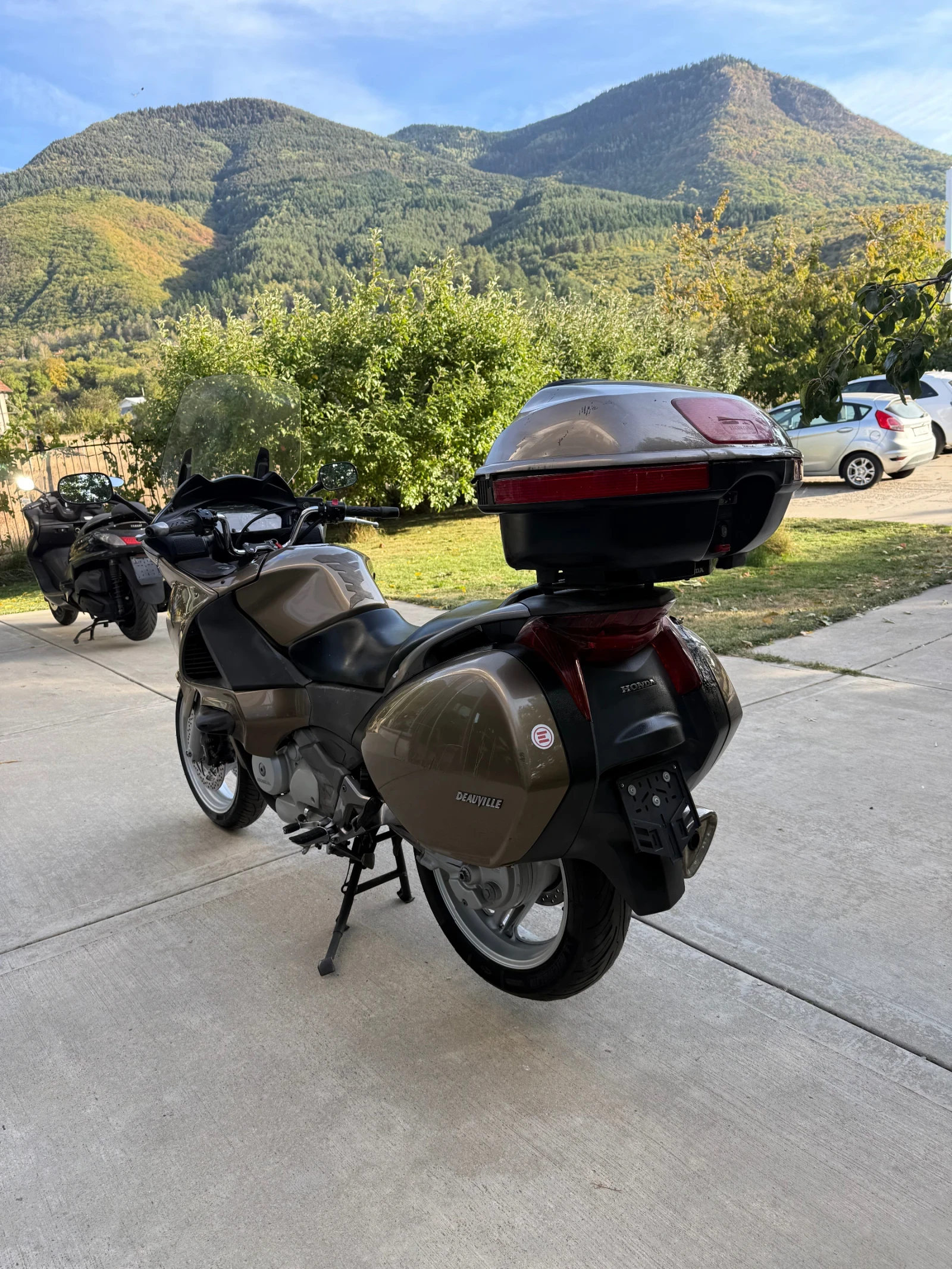 Honda Deauville 700i, снимка 6 - Мотоциклети и мототехника - 56329382