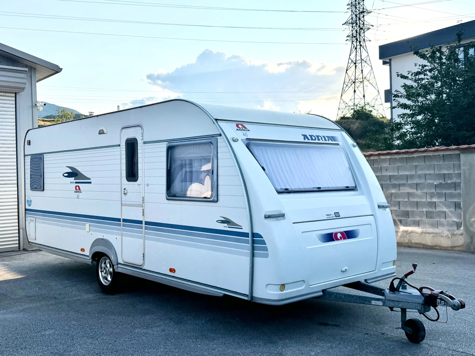 Каравана Adria Adora 562 UP+ Форселт