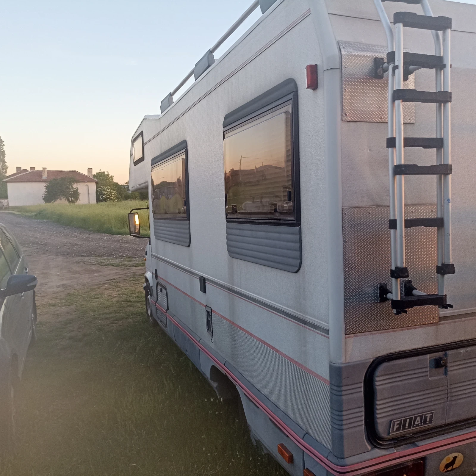 ������ Arca | Mobile.bg � ����������� 4