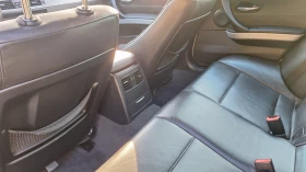 BMW 320 Sports Wagon 6-Speed, снимка 17