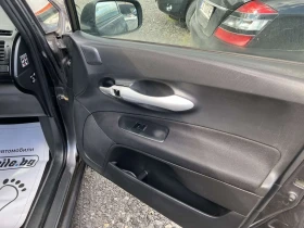 Toyota Auris, снимка 14
