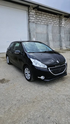 Peugeot 208 1.2-82кс., снимка 5