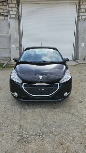 Peugeot 208 1.2-82кс., снимка 1