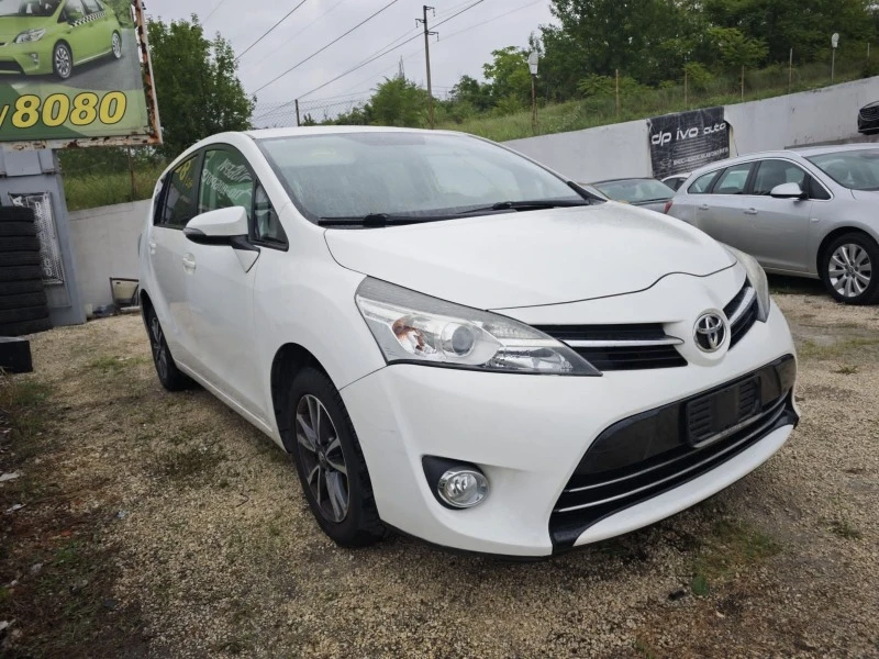 Toyota Verso 1.6D4D* ТОП ЦЕНА* , снимка 4 - Автомобили и джипове - 46248426