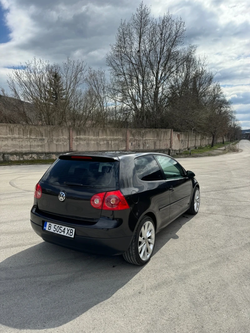 VW Golf 1.9, снимка 7 - Автомобили и джипове - 49560008