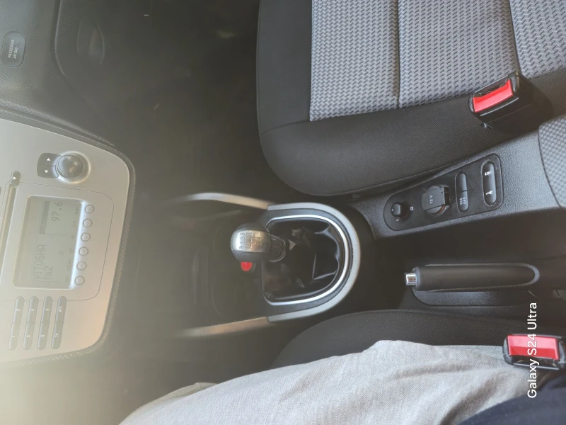 Seat Toledo, снимка 14 - Автомобили и джипове - 52126375