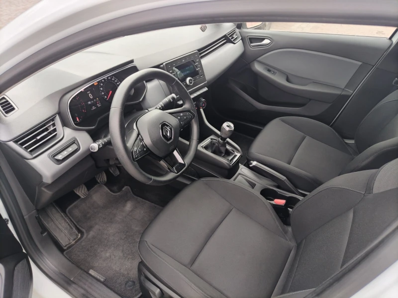 Renault Clio V Tce 100 BVM5 S&S, снимка 11 - Автомобили и джипове - 51445105