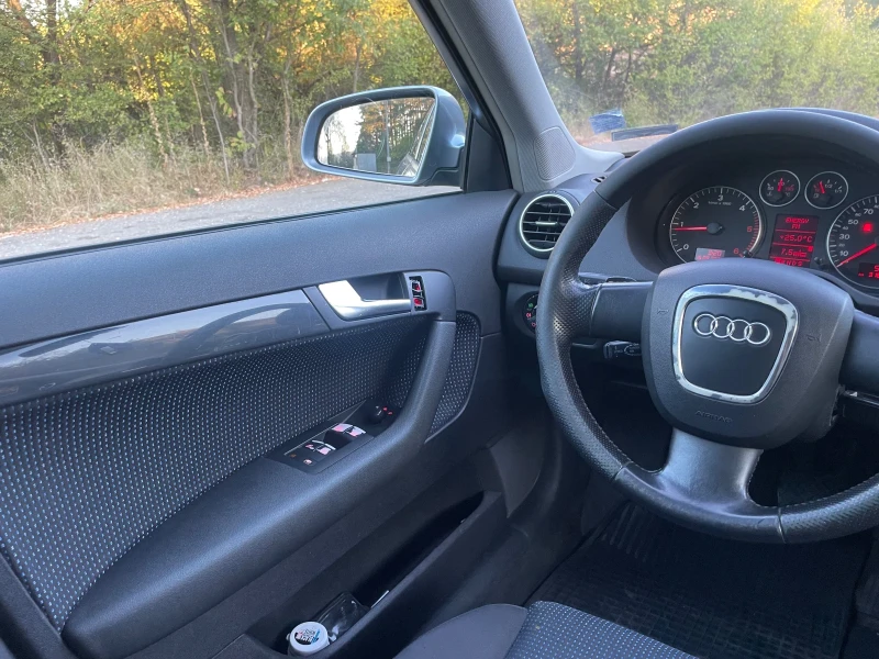 Audi A3 2.0TDI Sportback Автоматик!, снимка 9 - Автомобили и джипове - 51861993