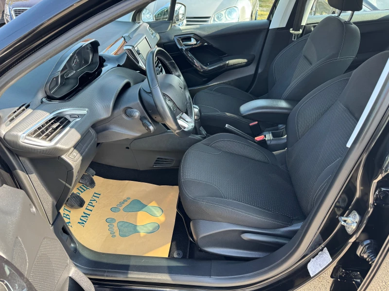 Peugeot 208 1.2I-ALLURE-ЛИЗИНГ, снимка 12 - Автомобили и джипове - 52079195
