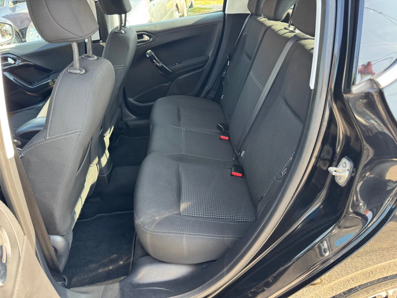 Peugeot 208 1.2I-ALLURE-ЛИЗИНГ, снимка 15 - Автомобили и джипове - 52079195
