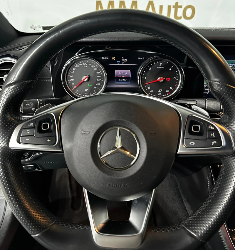 Mercedes-Benz E 350 d* AMG* Bluetec* Night* 360* Distronic, снимка 9 - Автомобили и джипове - 52549532