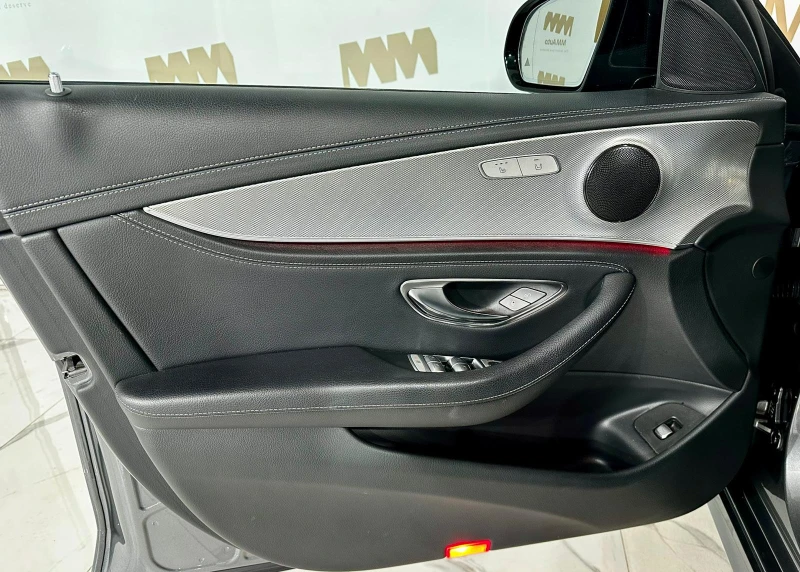 Mercedes-Benz E 350 d* AMG* Bluetec* Night* 360* Distronic, снимка 10 - Автомобили и джипове - 52549532