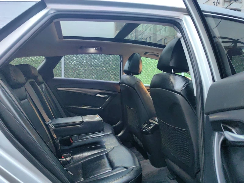 Hyundai I40 1.6CRDI-136к.с Euro-6  Creative, снимка 14 - Автомобили и джипове - 52985304