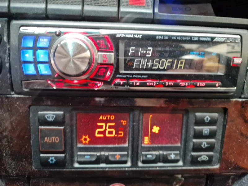 Audi A6, снимка 2 - Автомобили и джипове - 53377536