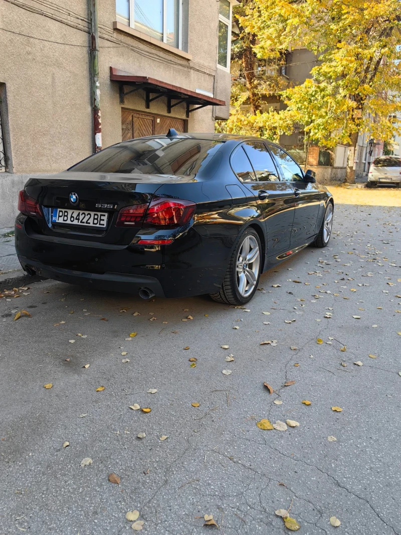 BMW 535 M-PACK 360 CAMERA  HEAD UP KEYLESS, снимка 9 - Автомобили и джипове - 53447094