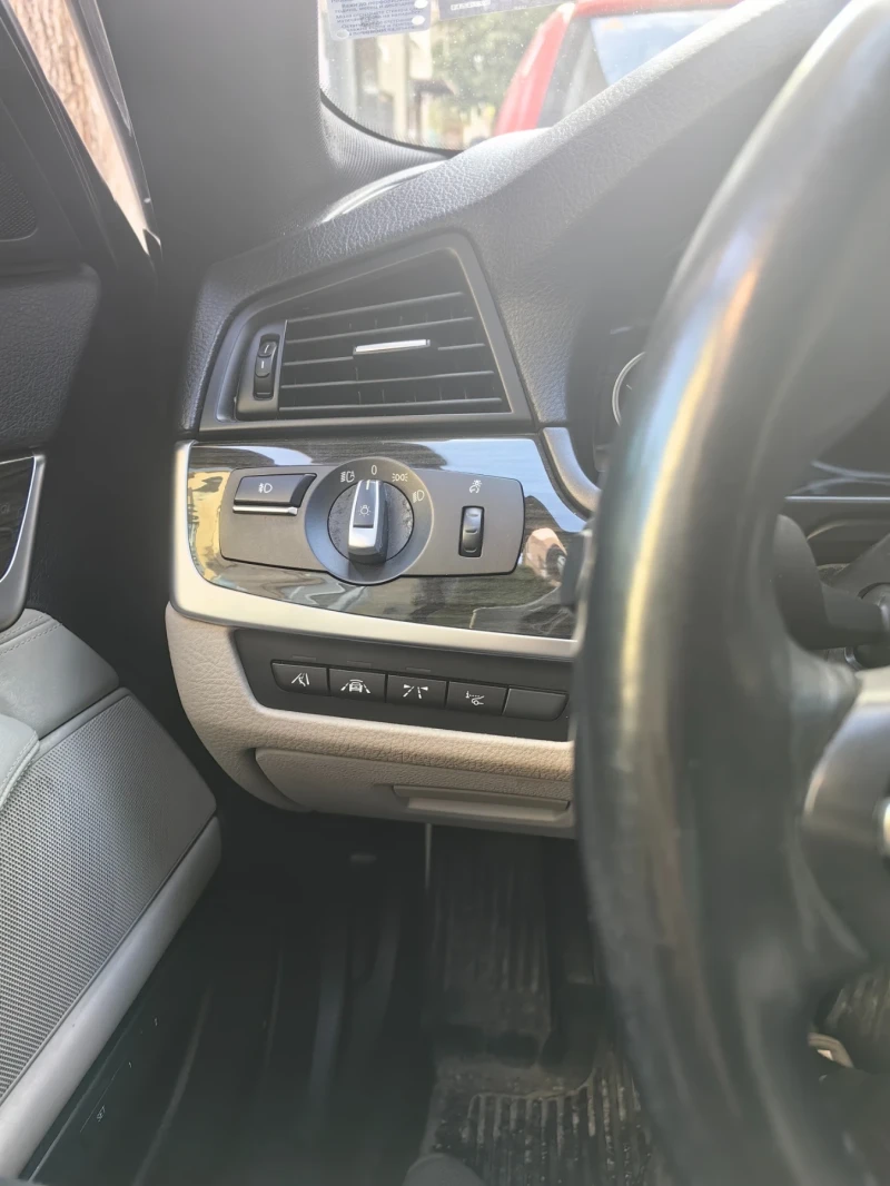 BMW 535 M-PACK 360 CAMERA  HEAD UP KEYLESS, снимка 11 - Автомобили и джипове - 53447094