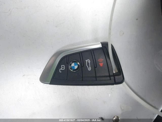 BMW 340 * B58 * 8ZF (CARFAX) * АвтоКредит, снимка 16 - Автомобили и джипове - 49599878