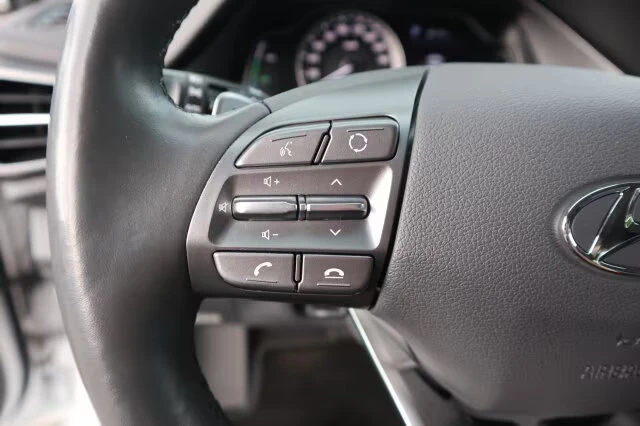 Hyundai Ioniq 1.6GDI/141HP/TREND-PAKET/CAM/DAB/CARPLAY/LED/319f - изображение 10