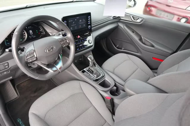 Hyundai Ioniq 1.6GDI/141HP/TREND-PAKET/CAM/DAB/CARPLAY/LED/319f - изображение 8