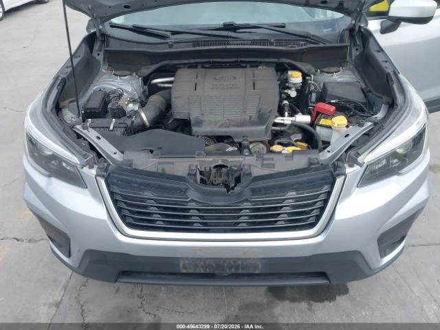 Subaru Forester PREMIUM* AWD* ПОДГРЕВ* NAVI* ШИБИДАХ* LED* , снимка 8 - Автомобили и джипове - 55434135