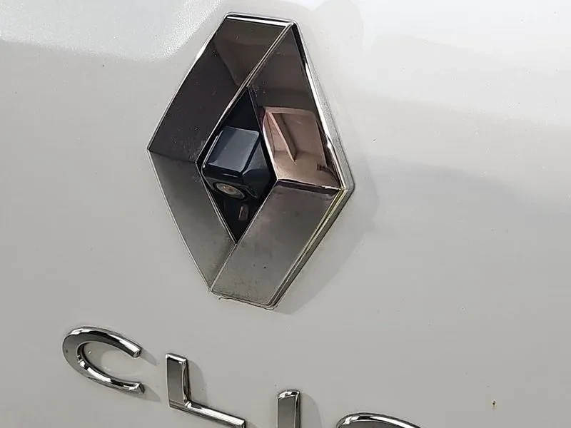 Renault Clio  Intensev, снимка 12 - Автомобили и джипове - 56165734