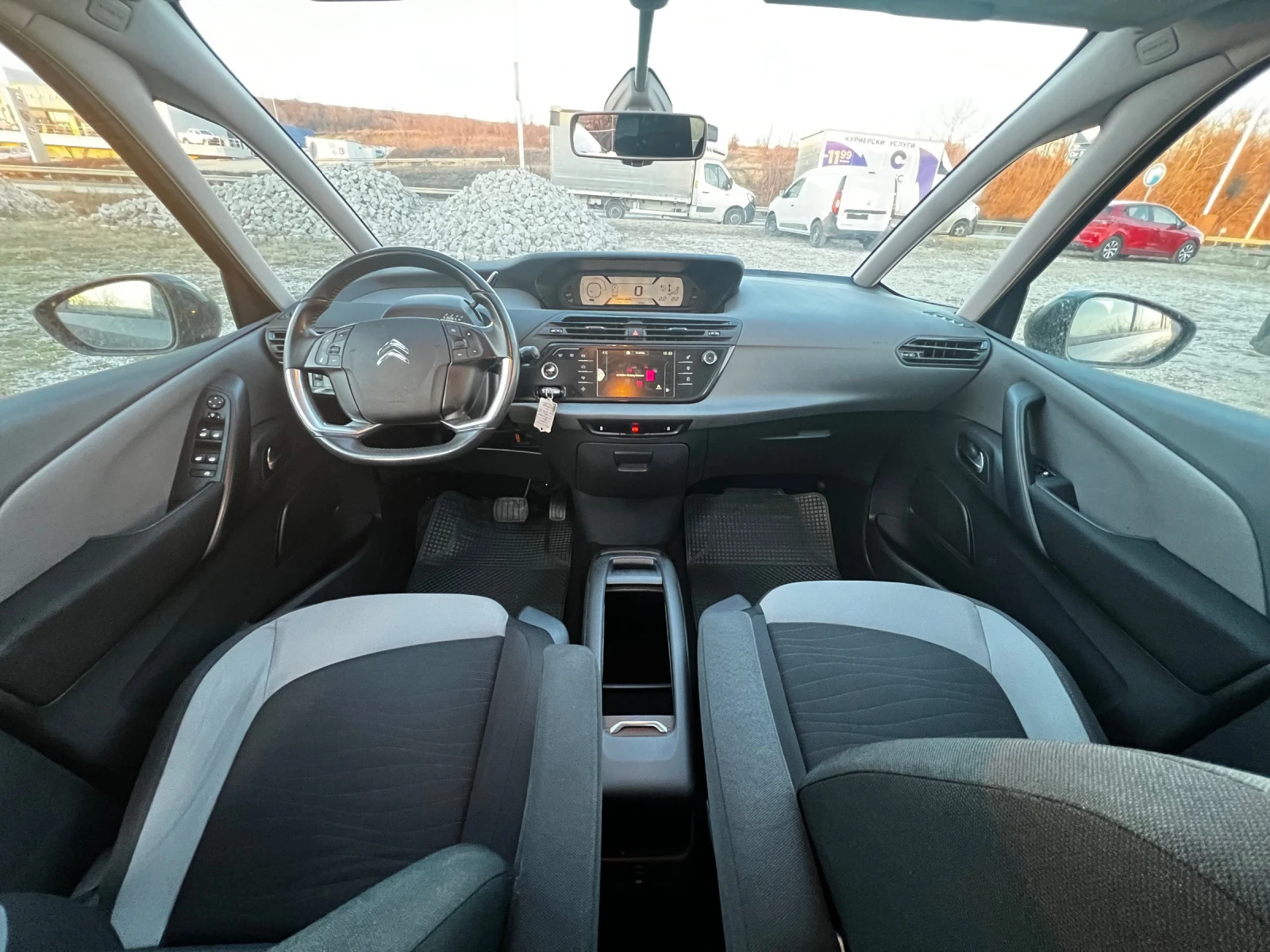 Citroen Grand C4 Picasso 1.6 HDi / 6+ 1 места - изображение 10