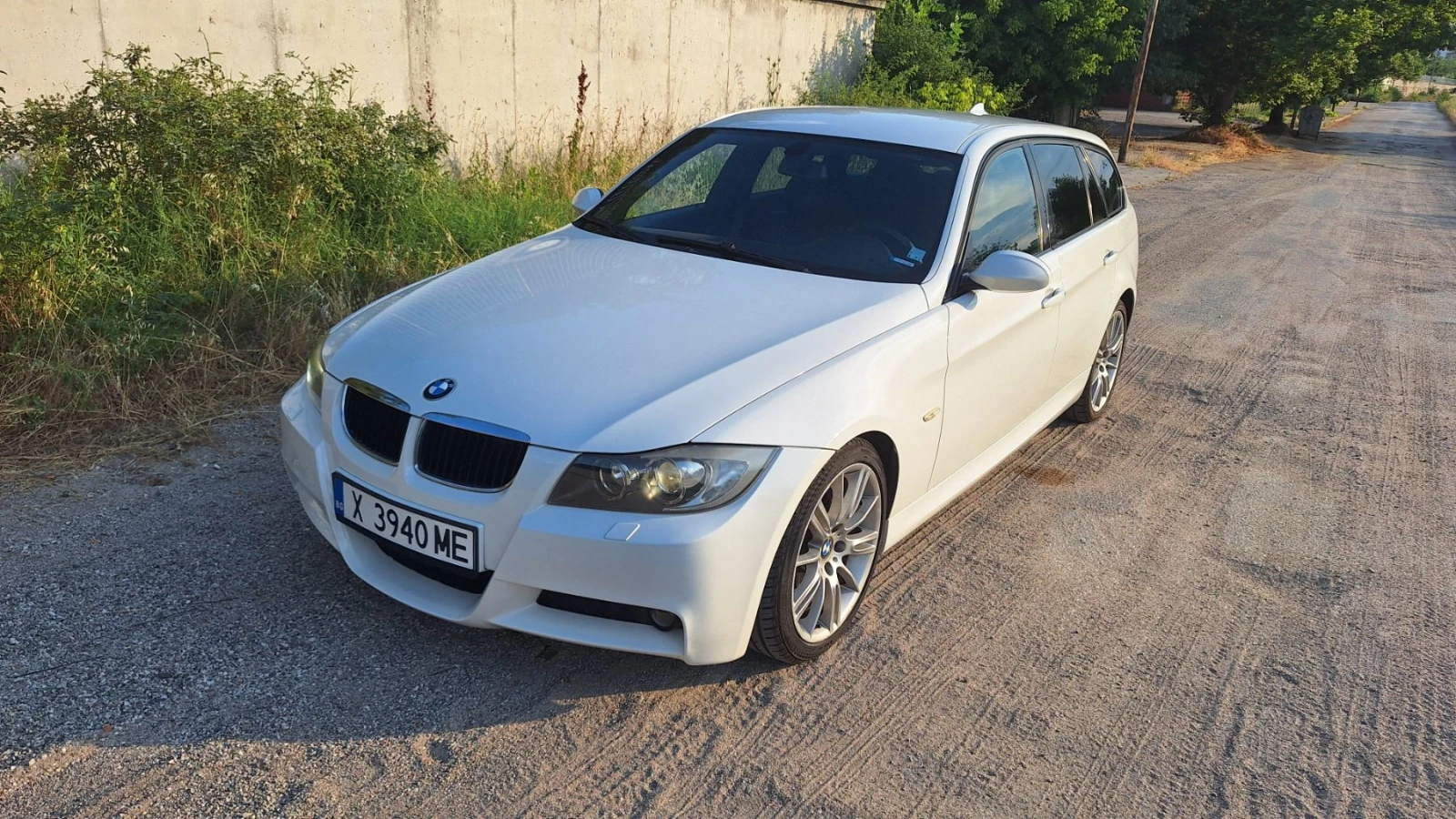 BMW 320 Sports Wagon 6-Speed | Mobile.bg — изображение 1