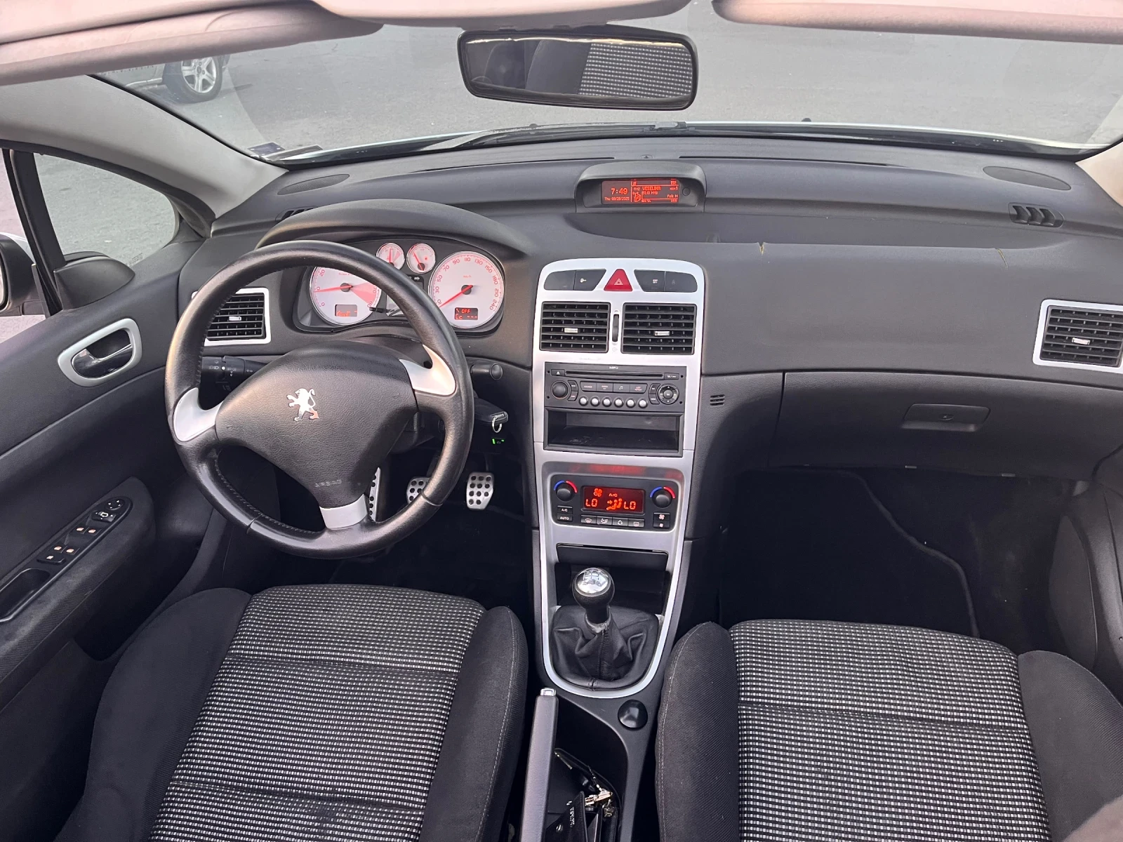 Peugeot 307 CC 1.6 16v - изображение 8