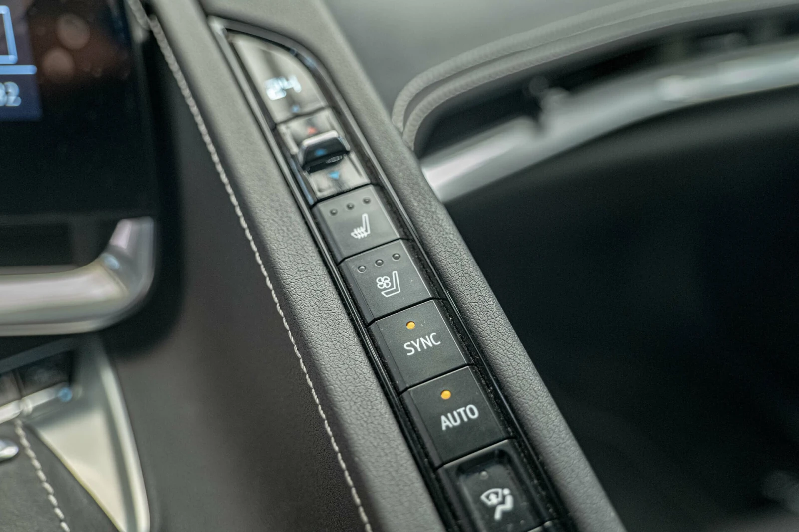 Chevrolet Corvette 6.2 V8/2LT/Lift/Камера 360/BOSE/Carbon Seat/Обдухв | Mobile.bg — изображение 13
