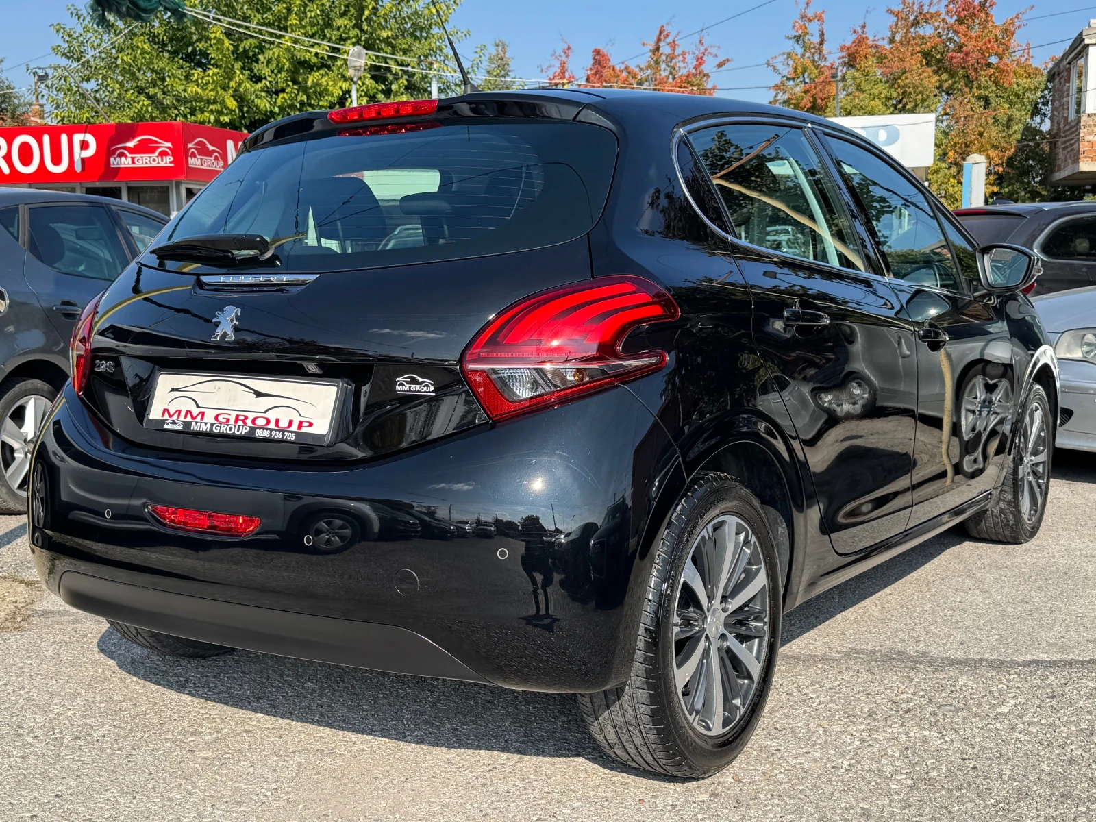 Peugeot 208 1.2I-ALLURE-ЛИЗИНГ - изображение 5