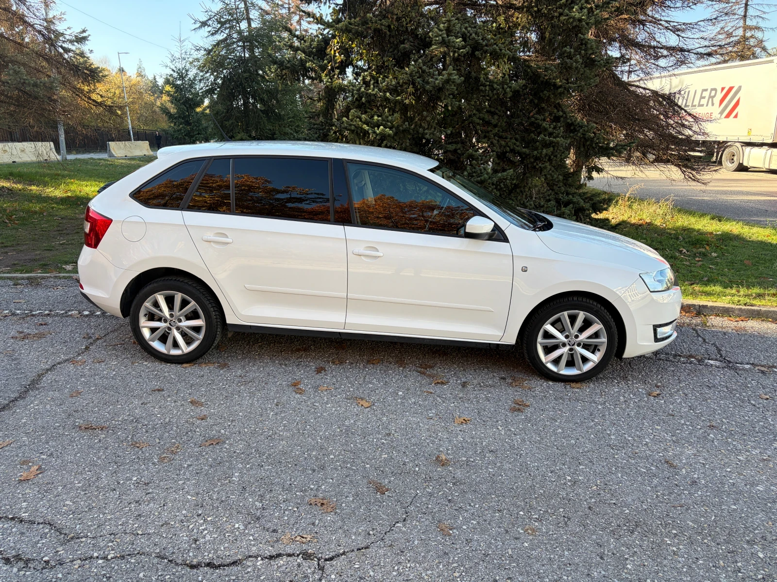 Skoda Rapid 1.6 TDI | Mobile.bg   4