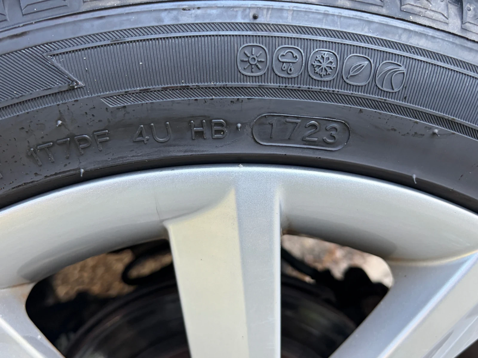 Skoda Rapid 1.6 TDI | Mobile.bg   11