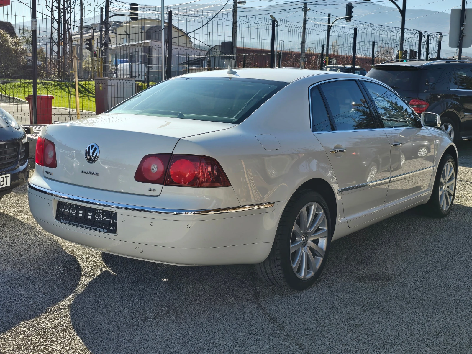 VW Phaeton 3.0TDi-v6/Individual/Лизинг - изображение 6