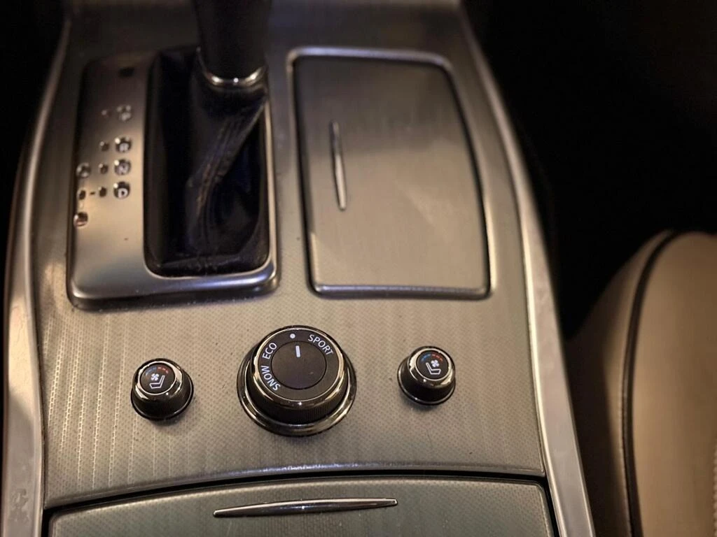 Infiniti Q70 * * CARFAX * *   * *  | Mobile.bg   7