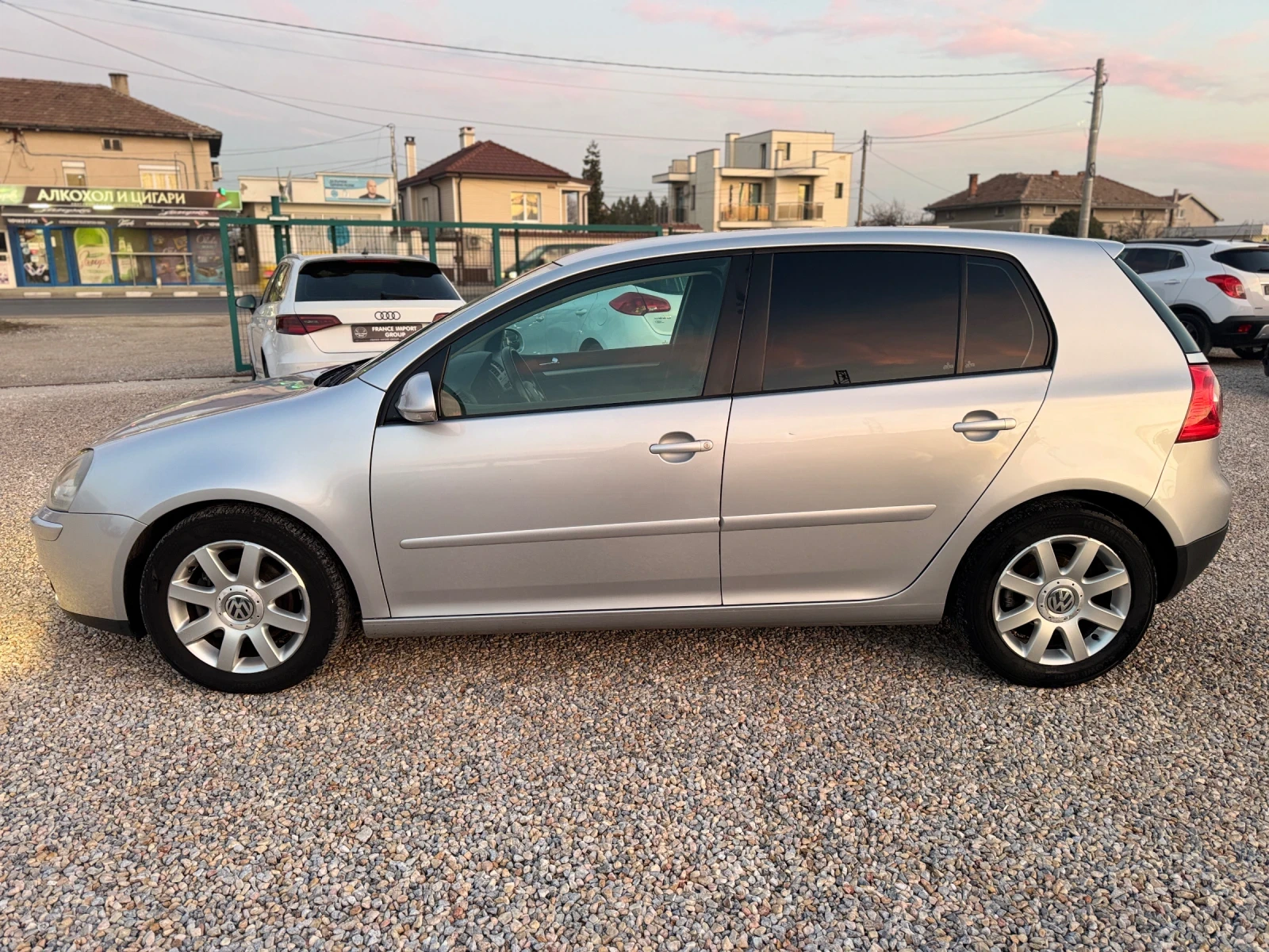 VW Golf 2.0TDI NAVI CLIMA  | Mobile.bg � ����������� 2