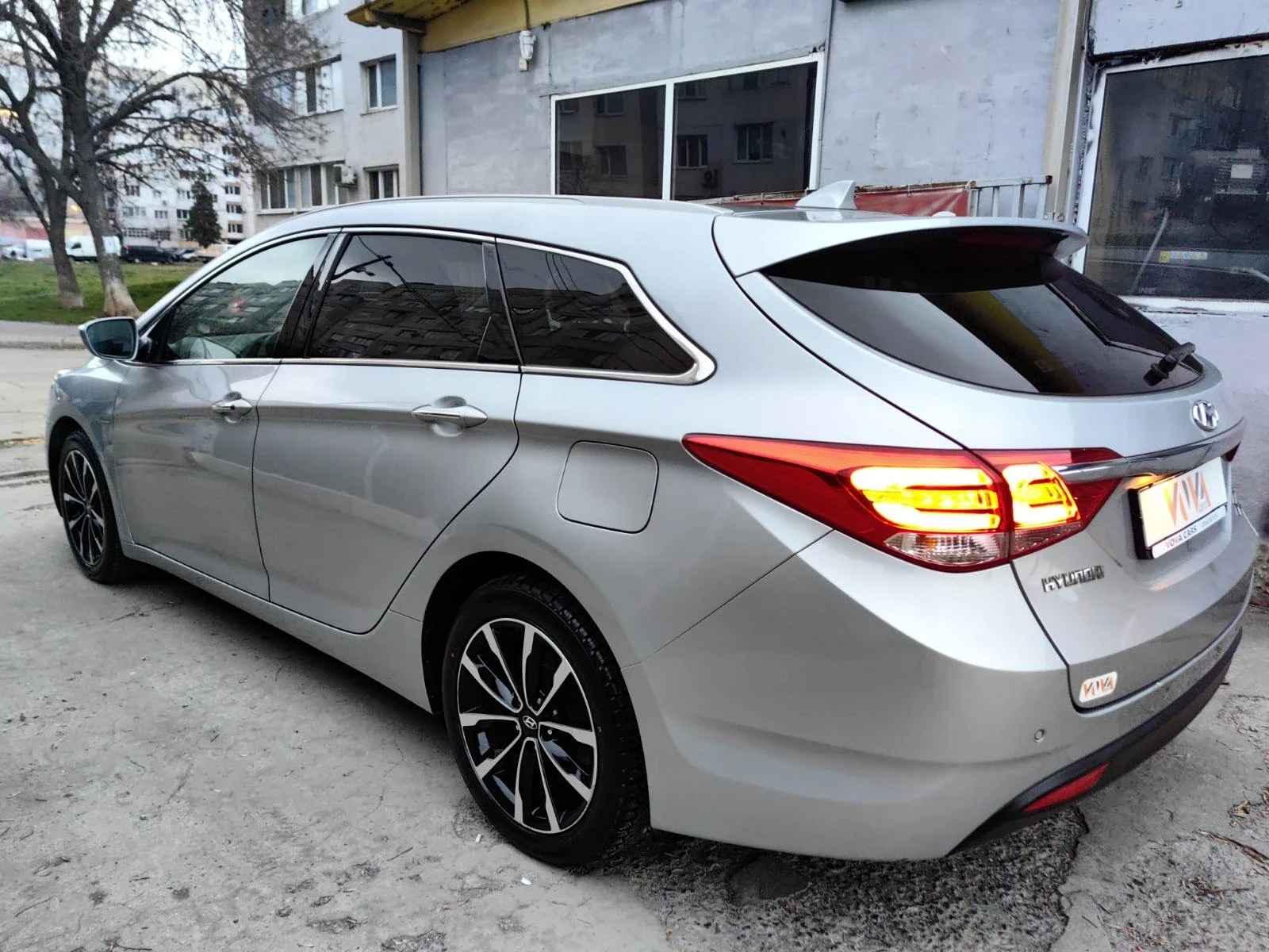 Hyundai I40 1.6CRDI-136�.� Euro-6  Creative | Mobile.bg � ����������� 2