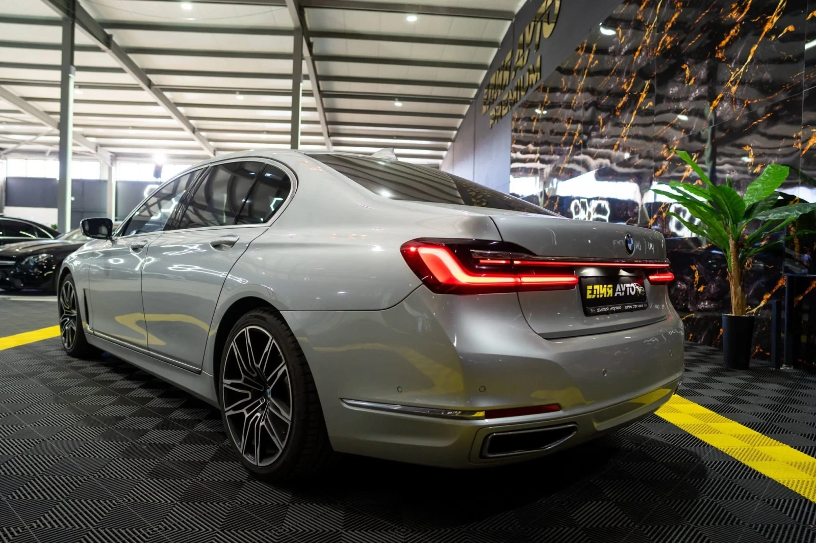 BMW 730 D XDRIVE LONG LASER LIGHT HUD H&K ЛИЗИНГ 100% - изображение 6