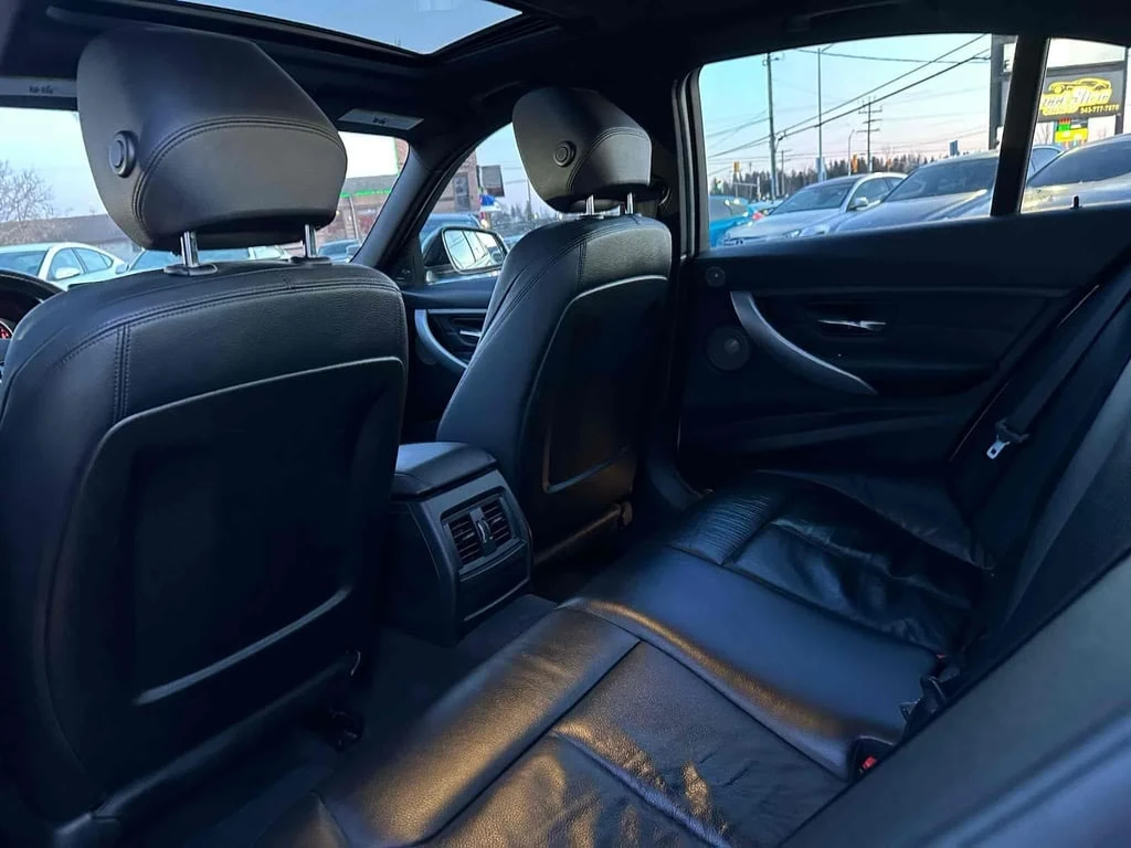 BMW 335 * xDrive * CARFAX * ���� �� �� | Mobile.bg � ����������� 16