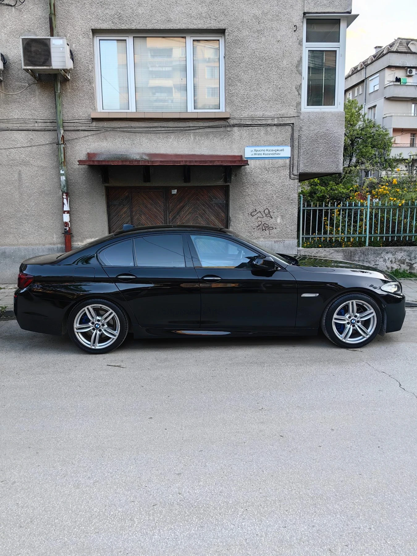 BMW 535 M-PACK 360 CAMERA  HEAD UP KEYLESS - изображение 5