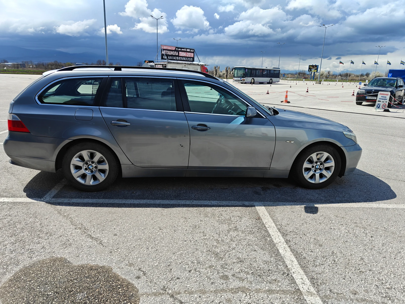 BMW 530, снимка 4 - Автомобили и джипове - 54006073